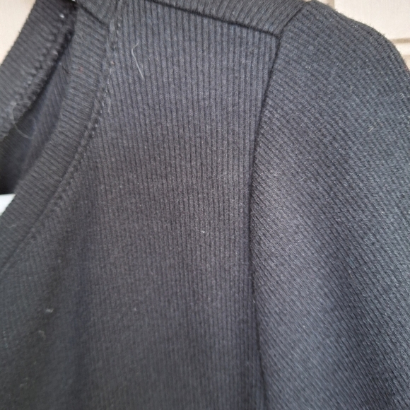 Lane Bryant Sweater Plus Sz18/20 Lt Weight Black Ruch Sides Long Sleeves - Picture 5 of 9